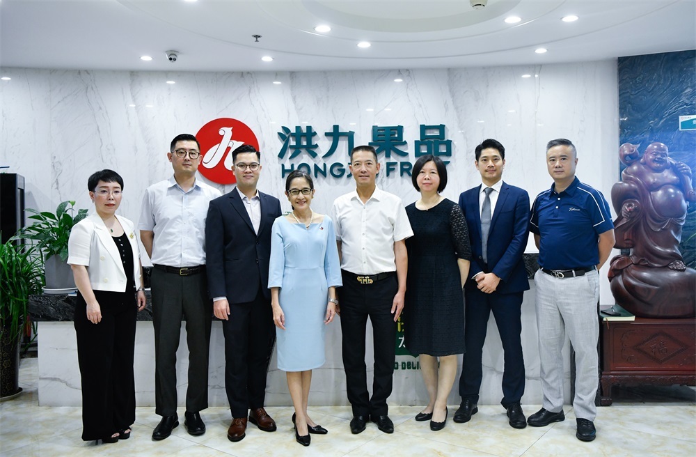 菲律宾驻重庆总领事馆一行赴洪九果品交流座谈